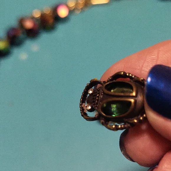 Heidi Daus "Love Bug" Crystal Iridescent Beaded Necklace Set - Picture 6 of 11